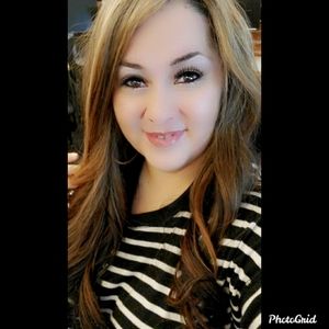 Meet your Posher, Melissa